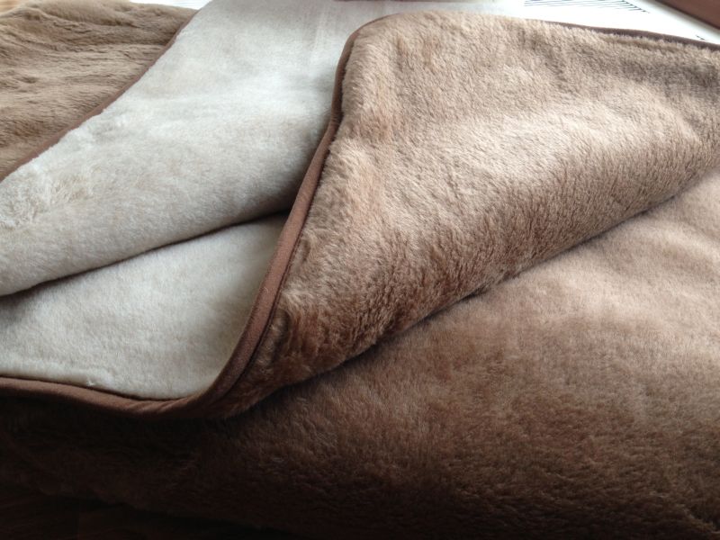 KOŁDRA Z WEŁNY CAMEL WIELBŁĄDZIEJ CLASSIC 160x200