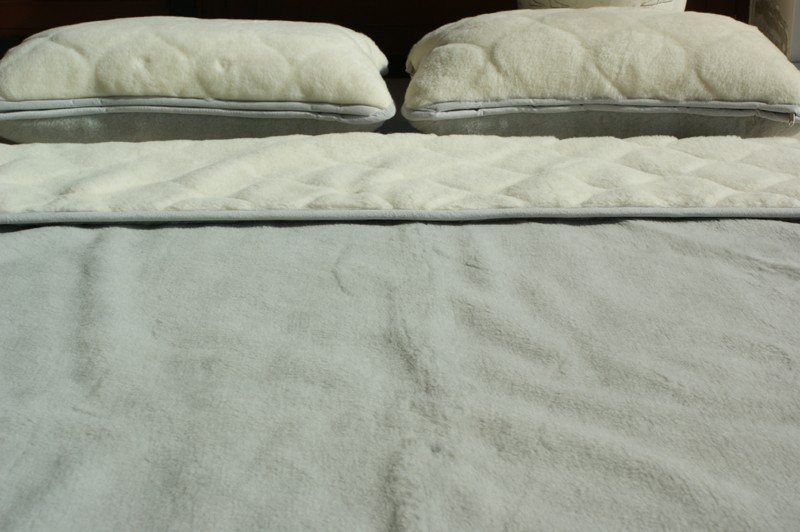 POŚCIEL Z WEŁNY ALPAKI SILVER + KASZMIR CARO 160x200 + MATERAC