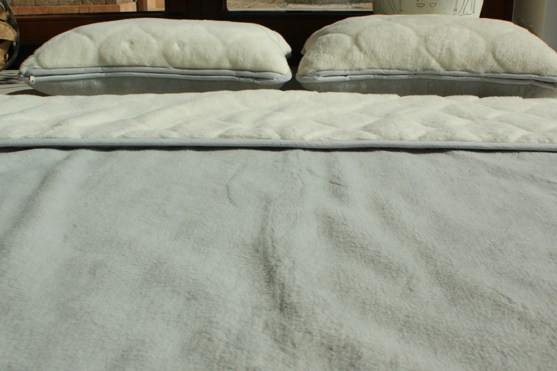 POŚCIEL Z WEŁNY ALPAKI SILVER + KASZMIR CARO 160x200 + MATERAC