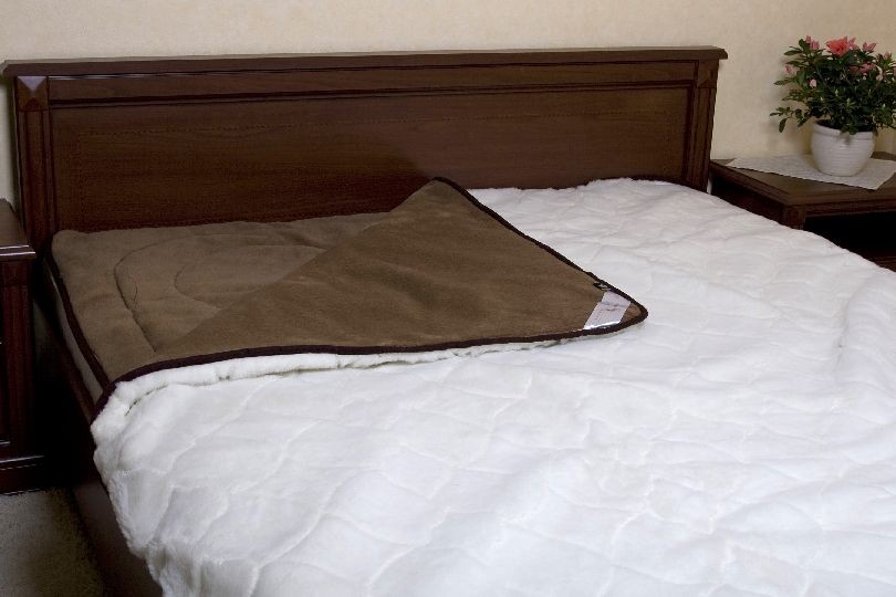 0472 POŚCIEL Z WEŁNY KASZMIR SOFFIATO + CAMEL CIEMNY 160x200 + PODKŁAD