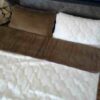 0481 POŚCIEL Z WEŁNY CAMEL CIEMNY + KASZMIR WYTŁACZANY 180x200 + PODKŁAD