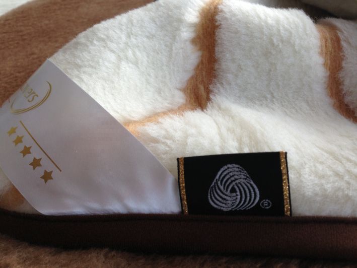KOŁDRA Z WEŁNY CAMEL CIEMNY + KASZMIR GOLD 200x200