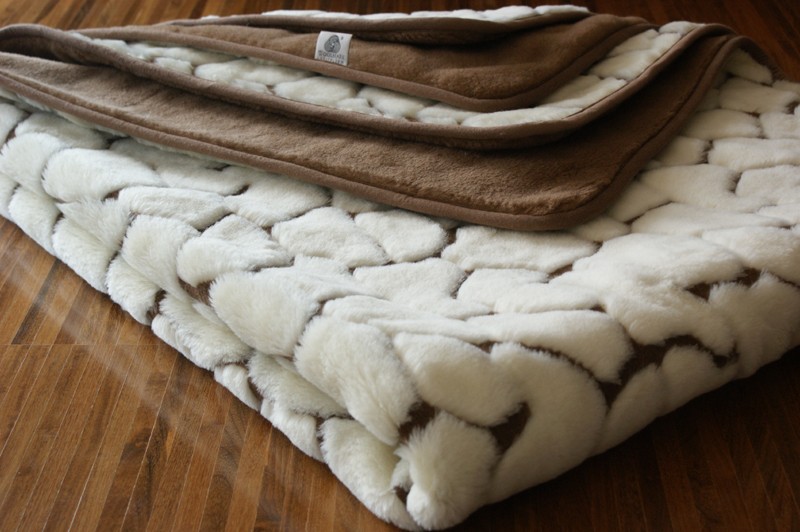 POŚCIEL Z WEŁNY KASZMIR GIRAFFE + CAMEL CIEMNY 160x200 + PODKŁAD