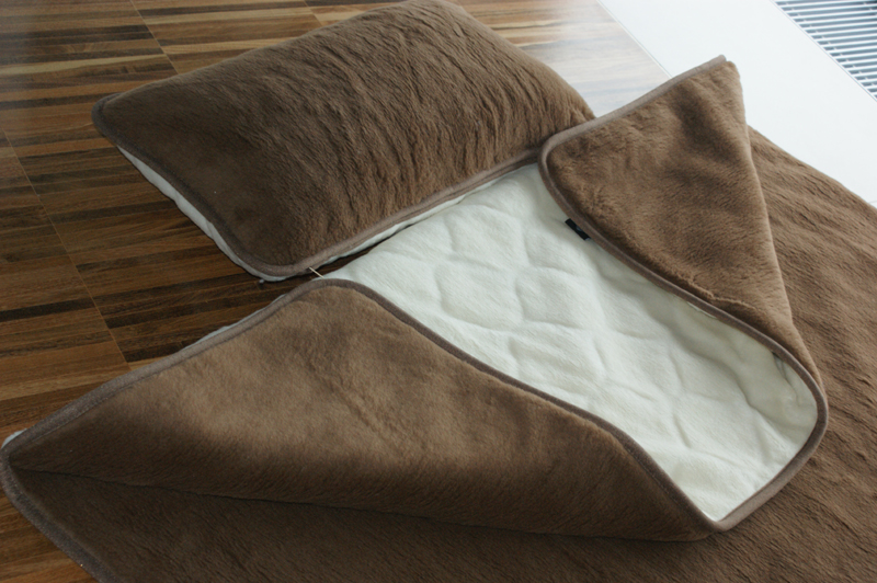 POŚCIEL Z WEŁNY CAMEL CIEMNY + KASZMIR CARO 140x200 + PODKŁAD
