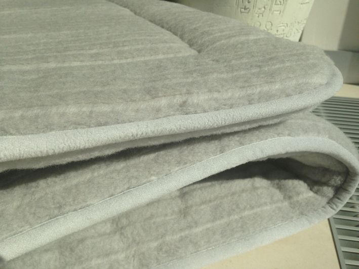POŚCIEL Z WEŁNY ALPAKI SILVER + CAMEL GREKA 140x200 + MATERAC