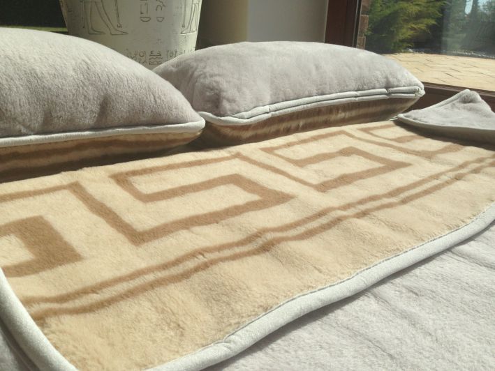 2277 POŚCIEL Z WEŁNY ALPAKI SILVER + CAMEL GREKA 160X200