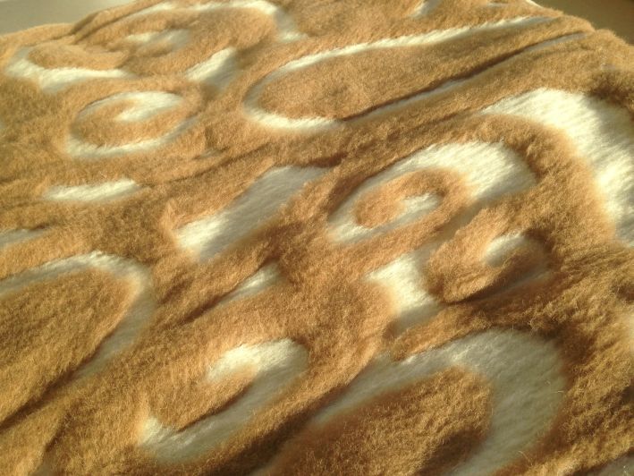 KOŁDRA Z WEŁNY MERYNOS + CAMEL WOOLSTAR 200x200