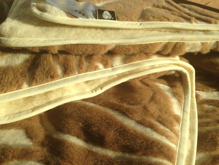 KOŁDRA Z WEŁNY MERYNOS + CAMEL WOOLSTAR 200x200