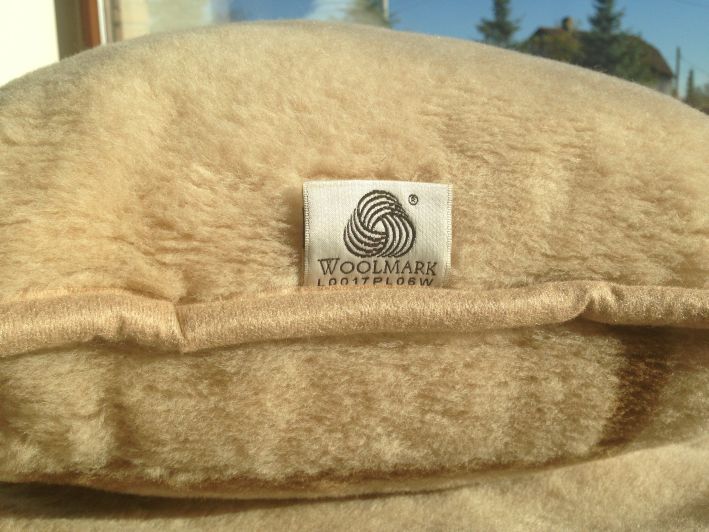 PODUSZKA WEŁNIANA 45X75 CAMEL CAPPUCCINO GREKA