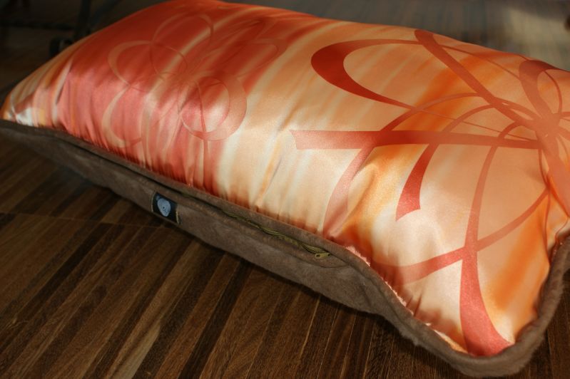 PODUSZKA WEŁNIANA 45X75 CAMEL CHOCOLATTE ORANGE