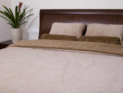 POŚCIEL Z WEŁNY WIELBŁĄDZIEJ CAMEL CLASSIC 140x200 + MATERAC