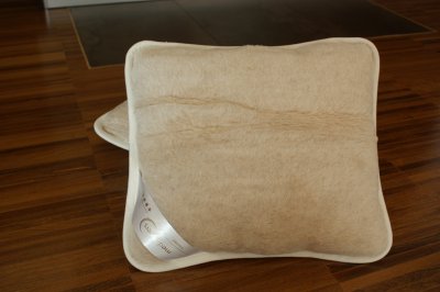 PODUSZKA WEŁNIANA 40x45 CAMEL CAPPUCCINO