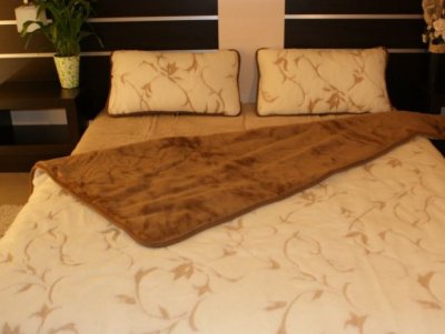 POŚCIEL Z WEŁNY CAMEL CIEMNY + MERYNOS GAŁĄZKA 140x200 + PODKŁAD