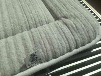 MATERAC Z WEŁNY ALPAKI SZEROKIE PASY  90x200