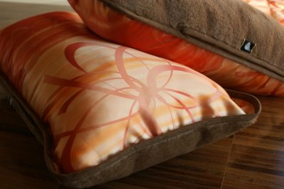 PODUSZKA WEŁNIANA 45X75 CAMEL CHOCOLATTE ORANGE