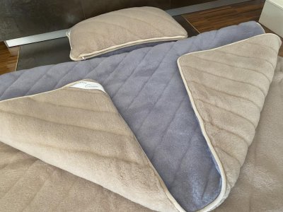 POŚCIEL Z WEŁNY ALPAKI ALPINA PASY + CAMEL JASNY PASY 140x200