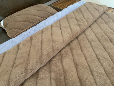 POŚCIEL Z WEŁNY ALPAKI ALPINA PASY + CAMEL CIEMNY PASY 140x200