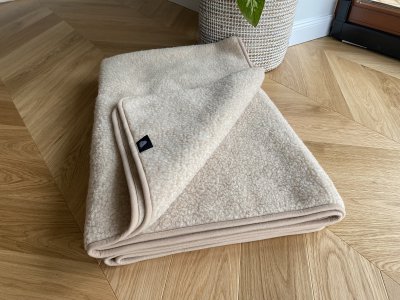 KOC Z WEŁNY MERYNOS TUMBLER CAPPUCCINO LB 180x200