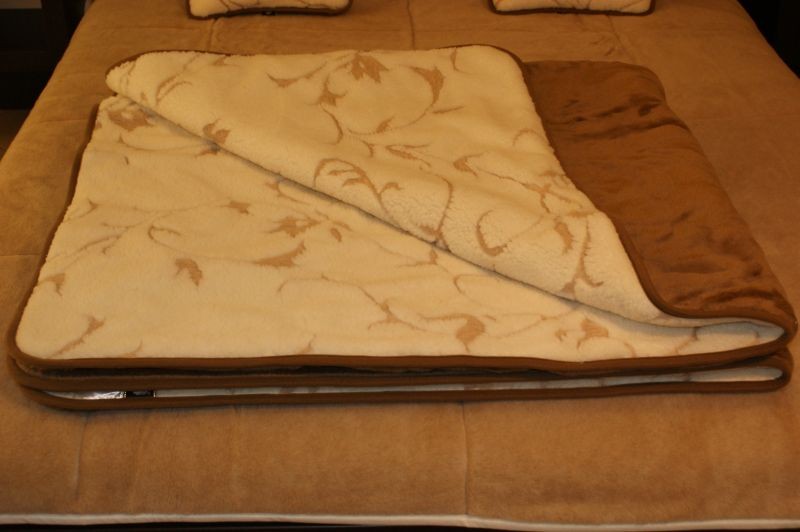 POŚCIEL Z WEŁNY MERYNOS GAŁĄZKA + CAMEL CIEMNY 160x200 + PODKŁAD