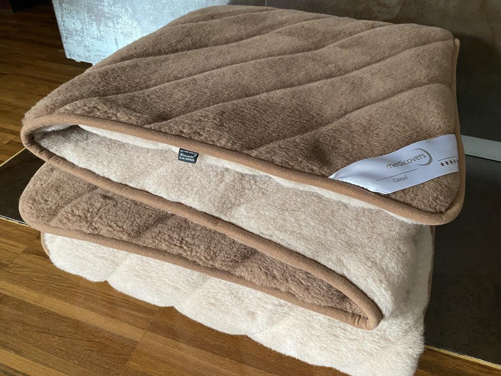 KOŁDRA Z WEŁNY WIELBŁĄDZIEJ CAMEL CIEMNY PASY + JASNY PASY 160x200