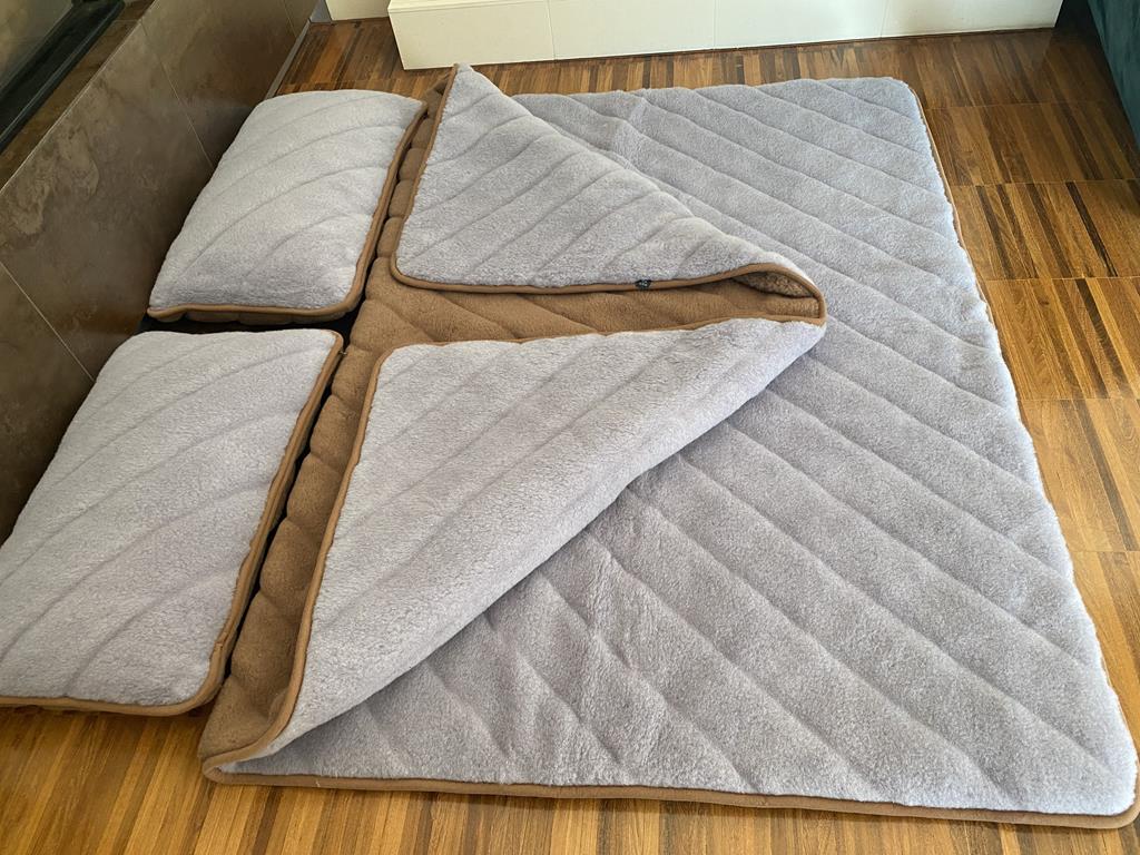 POŚCIEL Z WEŁNY ALPAKI SILVER PASY + CAMEL CIEMNY PASY 200x200