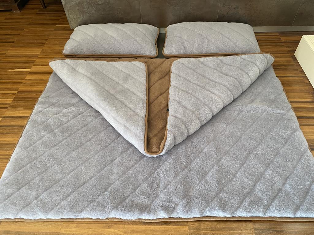 POŚCIEL Z WEŁNY ALPAKI SILVER PASY + CAMEL CIEMNY PASY 200x200