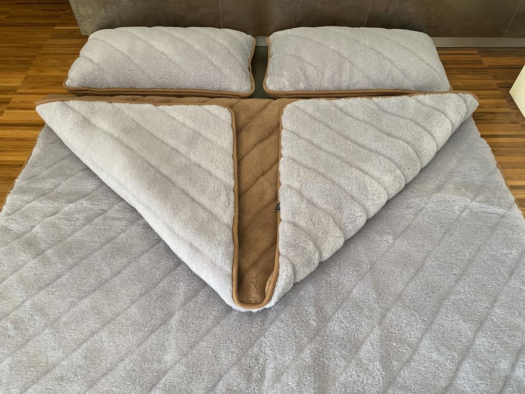 POŚCIEL Z WEŁNY ALPAKI SILVER PASY + CAMEL CIEMNY PASY 200x200
