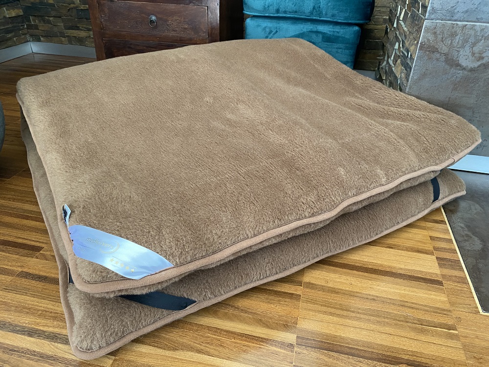 MATERAC Z WEŁNY WIELBŁĄDZIEJ CAMEL CIEMNY KRÓLEWSKI 180x200