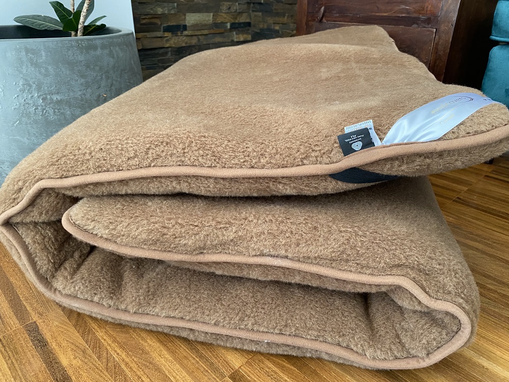 MATERAC Z WEŁNY WIELBŁĄDZIEJ CAMEL CIEMNY KRÓLEWSKI 180x200