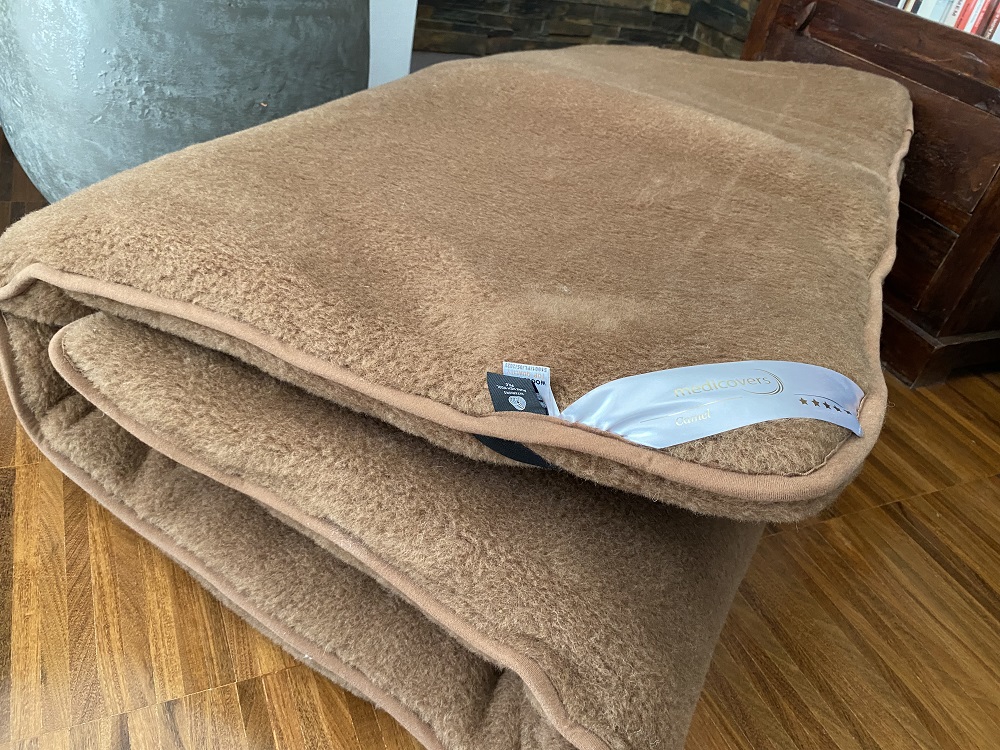 MATERAC Z WEŁNY WIELBŁĄDZIEJ CAMEL CIEMNY KRÓLEWSKI 180x200