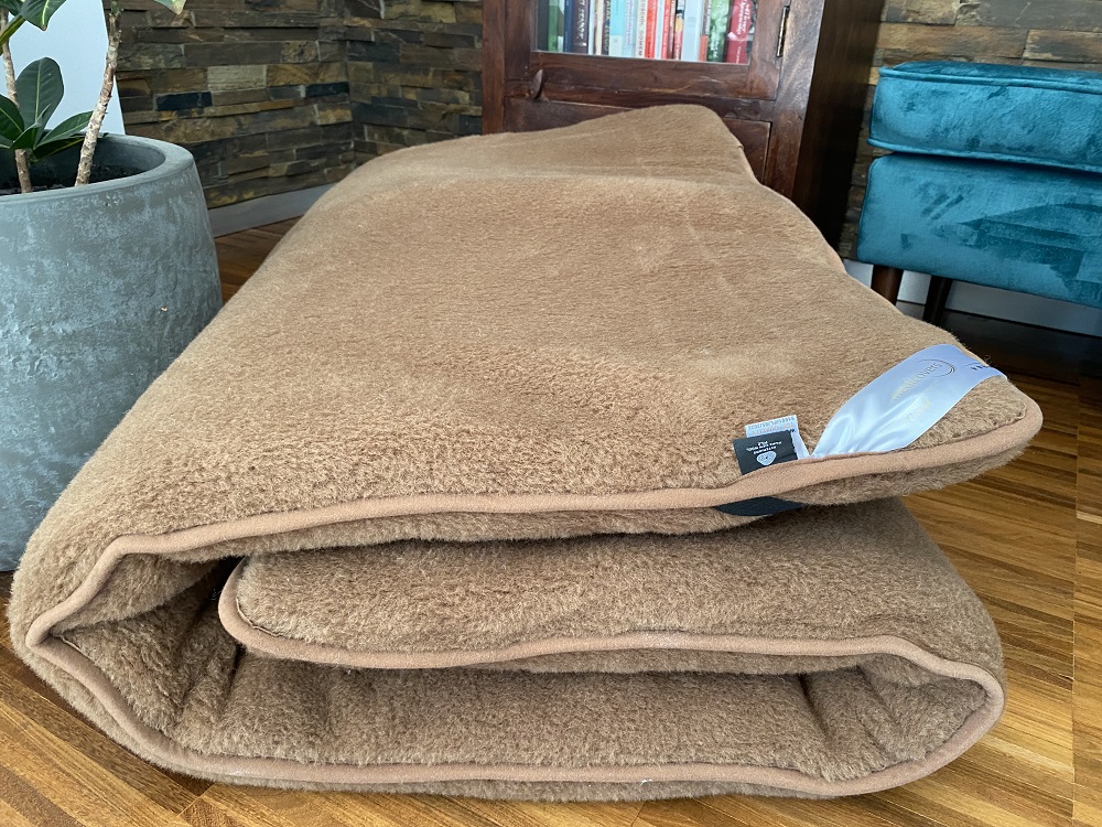 MATERAC Z WEŁNY WIELBŁĄDZIEJ CAMEL CIEMNY KRÓLEWSKI 180x200