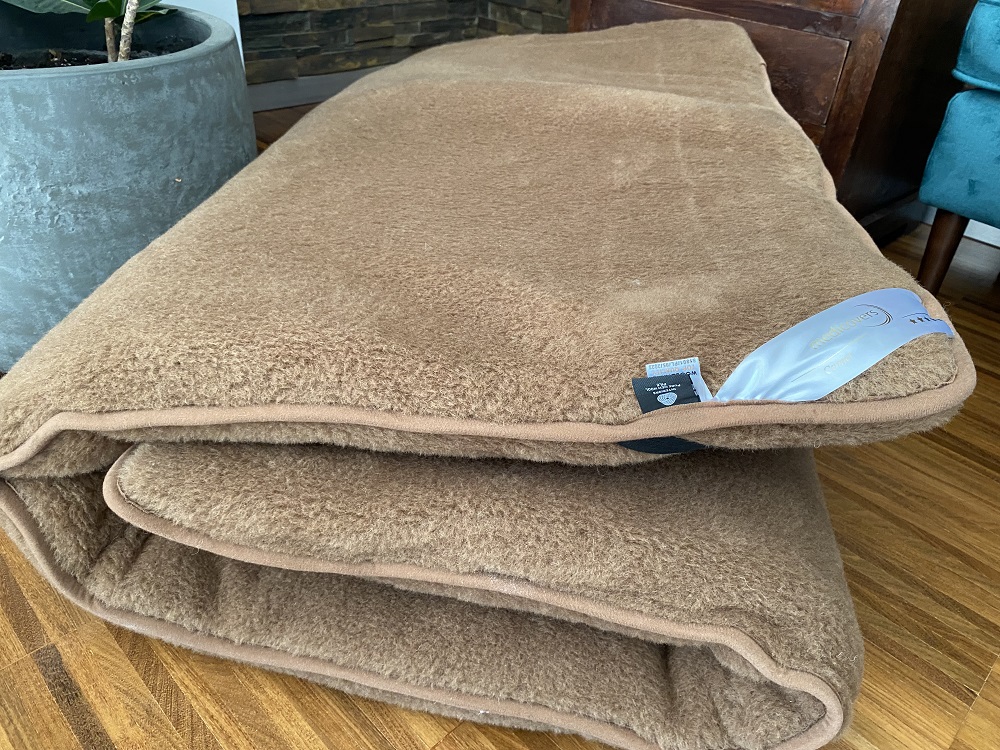 MATERAC Z WEŁNY WIELBŁĄDZIEJ CAMEL CIEMNY KRÓLEWSKI 180x200