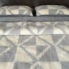 Posciel-welniana-alpaka-triangolialpaka-silver-gladka-160x200-3 POŚCIEL Z WEŁNY ALPAKI SILVER + ALPAKA TRIANGOLI 180x200 + MATERAC