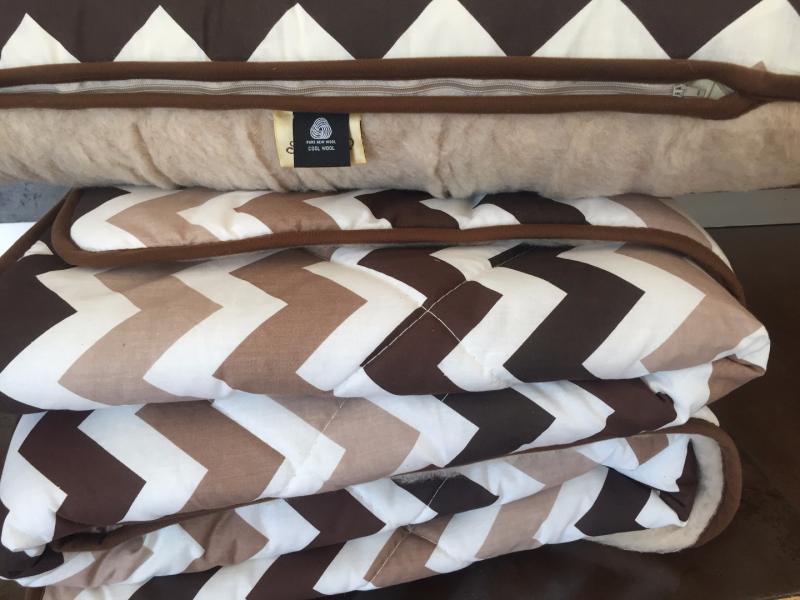 POŚCIEL Z WEŁNY CAMEL CAPPUCCINO PASY 140x200