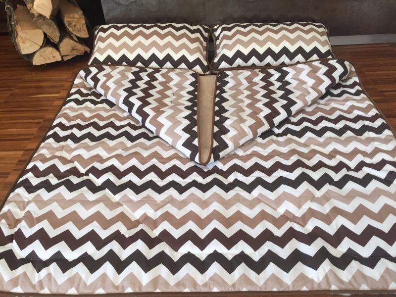 POŚCIEL Z WEŁNY CAMEL CAPPUCCINO PASY 200x200