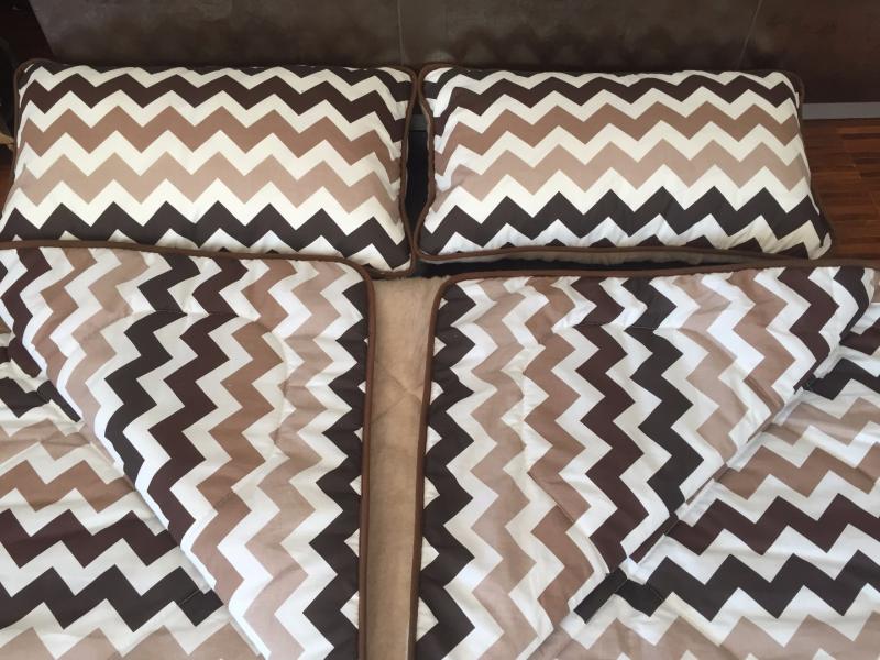 POŚCIEL Z WEŁNY CAMEL CAPPUCCINO PASY 200x200