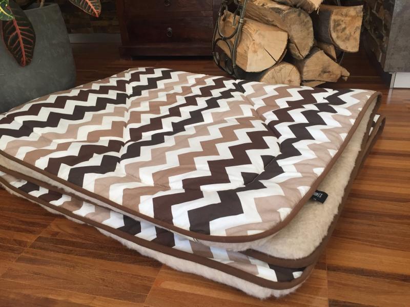 KOŁDRA Z WEŁNY CAMEL CAPPUCCINO PASY 220x200