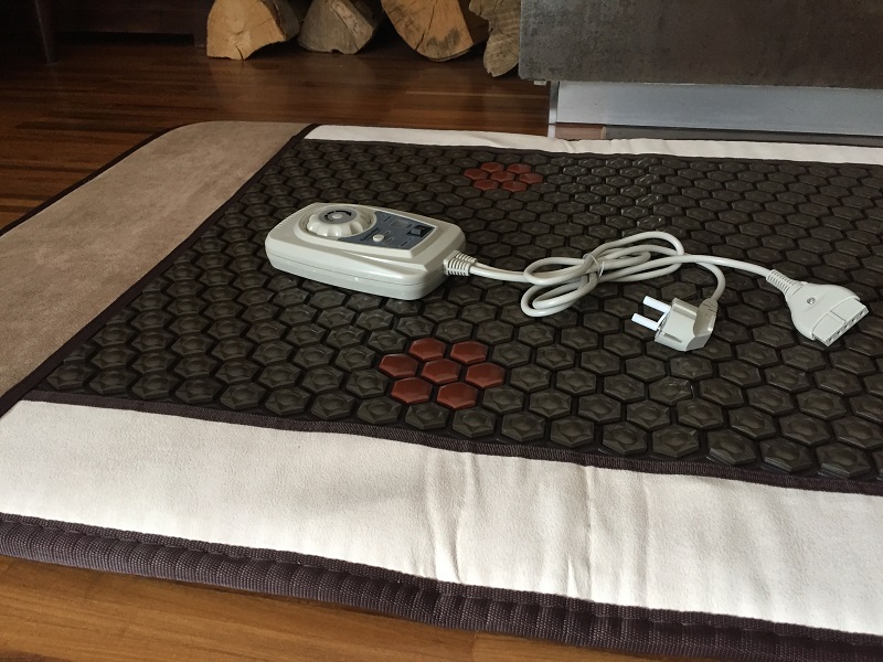 Mata Turmalinowa NOBLE Hexagon 80x190 cm - Kolekcja 2025 - 902 sztuki Turmalinu - Super Jakość Ceramiki Turmalinowej - Luksusowy Zamszowy Materiał - Cena Katalogowa 4890 złotych
