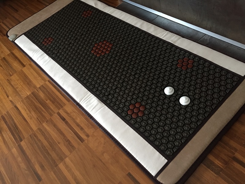 Mata Turmalinowa NOBLE Hexagon 80x190 cm - Kolekcja 2025 - 902 sztuki Turmalinu - Super Jakość Ceramiki Turmalinowej - Luksusowy Zamszowy Materiał - Cena Katalogowa 4890 złotych