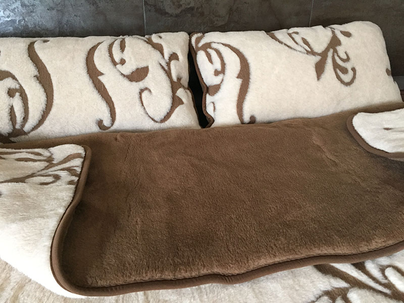14 POŚCIEL Z WEŁNY WIELBŁĄDZIEJ CAMEL SZLACHECKI 200X200 + MATERAC