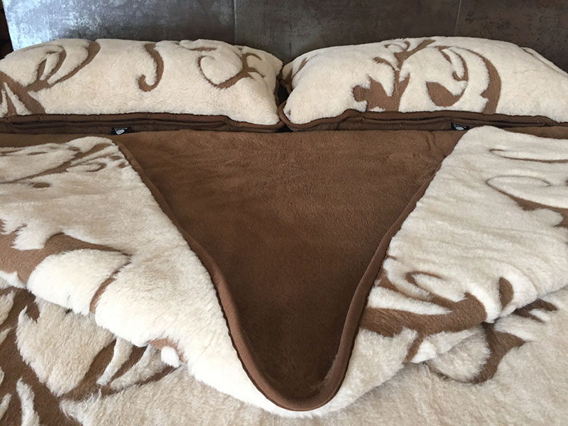 20 POŚCIEL Z WEŁNY WIELBŁĄDZIEJ CAMEL SZLACHECKI 200X200 + MATERAC