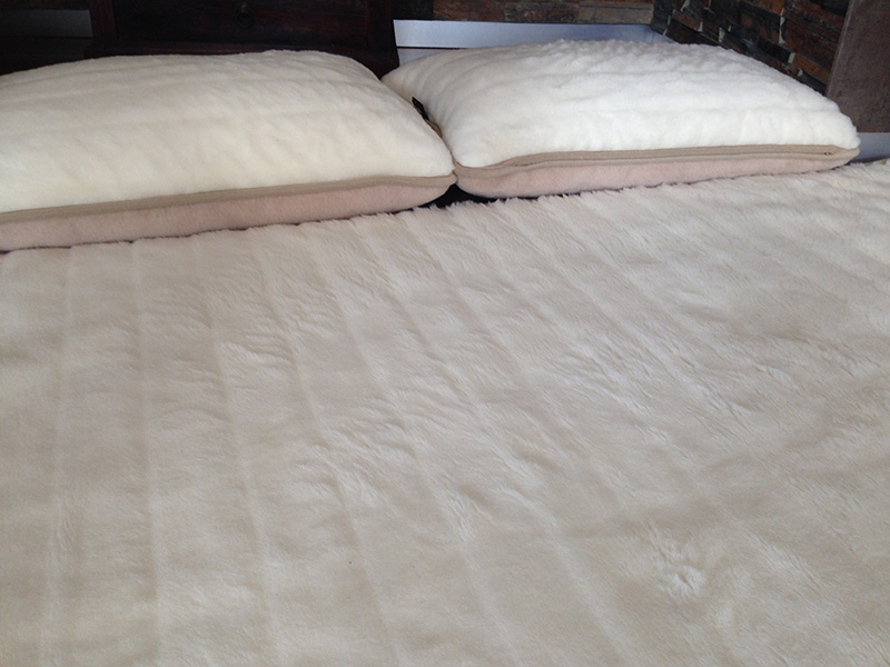 POŚCIEL Z WEŁNY KASZMIR LUX PASY + CAMEL JASNY 240X200 + PODKŁAD