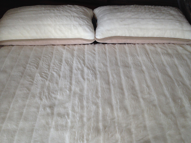 POŚCIEL Z WEŁNY KASZMIR LUX PASY + CAMEL JASNY 240X200 + PODKŁAD