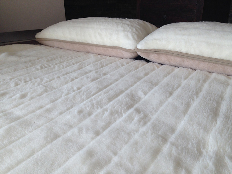 POŚCIEL Z WEŁNY KASZMIR LUX PASY + CAMEL JASNY 240X200 + PODKŁAD