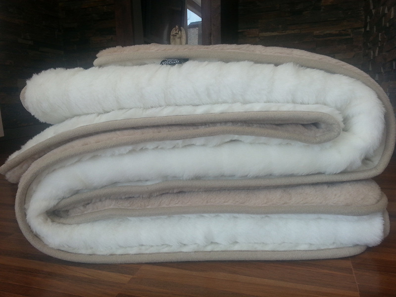 20 KOŁDRA Z WEŁNY CAMEL JASNY + KASZMIR LUX PASY 200X200