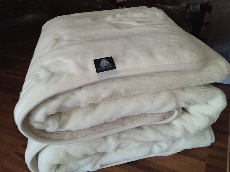 KOŁDRA Z WEŁNY CAMEL JASNY + KASZMIR RÓŻA 220x200