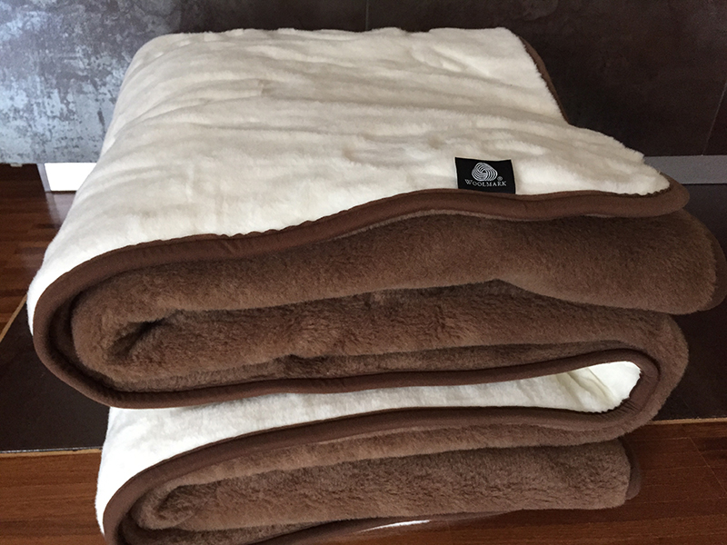 14 KOŁDRA Z WEŁNY CAMEL CIEMNY + KASZMIR RÓŻA 160x200
