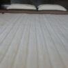 POŚCIEL Z WEŁNY KASZMIR LUX PASY + CAMEL CIEMNY 220X200 + MATERAC