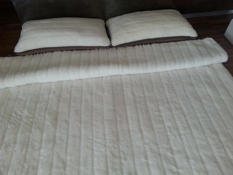 POŚCIEL Z WEŁNY KASZMIR LUX PASY + CAMEL CIEMNY 220X200 + MATERAC