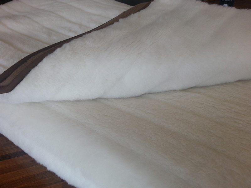 KOŁDRA Z WEŁNY CAMEL CIEMNY + KASZMIR LUX PASY 140X200